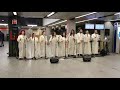 Tanti auguri in Gospel a Malpensa