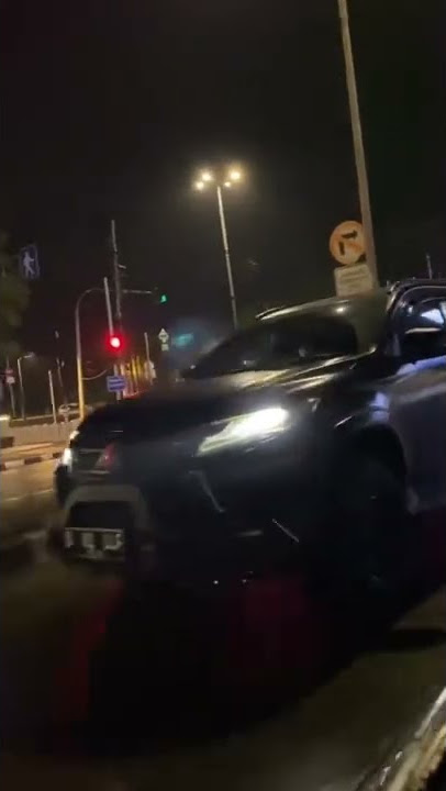 Story wa Bawa Mobil di malam hari