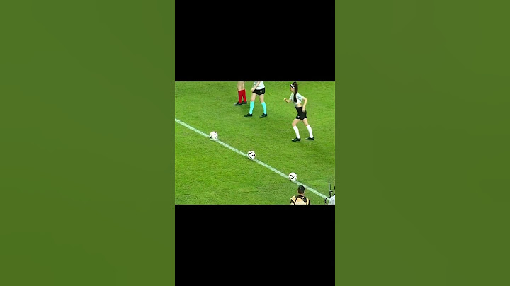NewJeans shooting Footballs at Bayern Munich vs Tottenham Hotspurs ⚽️🤭