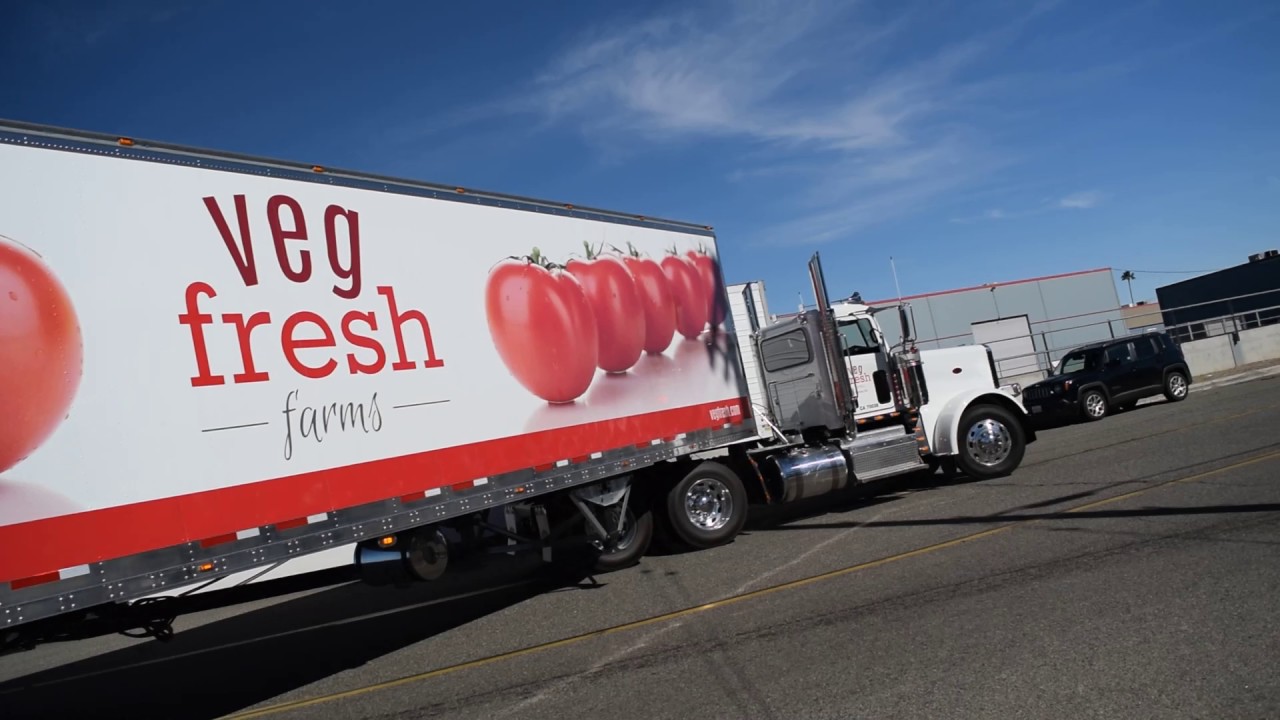 Peterbilt leaving - YouTube
