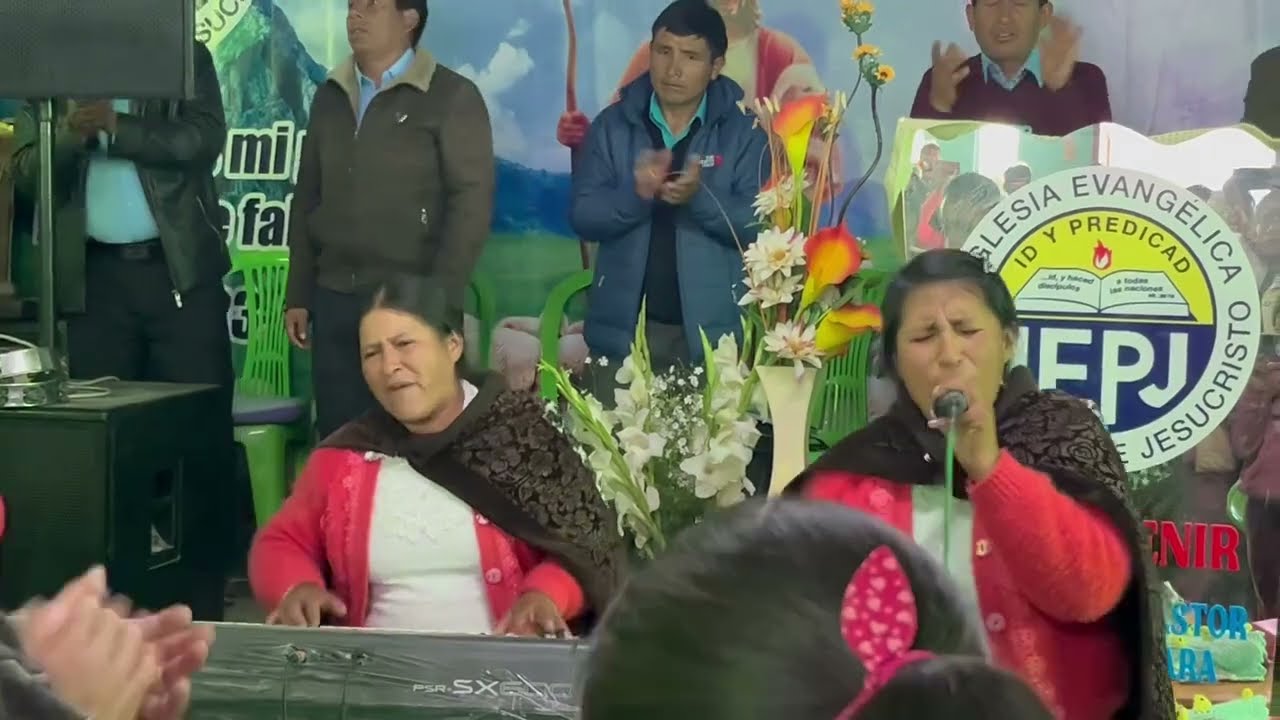 Ministerio bendición de Dios alabanzas en quechua que llegan a corazon.