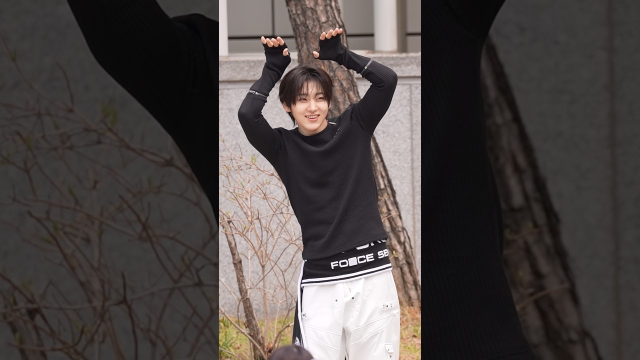 Donghwa, Gyehoon, and Donghyun Unite for '404 (New Era)' Performance