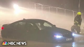 Record rainfall slams Hong Kong, leaving over 100 injured