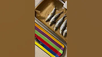 СУПЕР ВКУСНЕЙШИЕ САРДИНЫ РЕЦЕПТ SARDINS #sardins #Shorts #сардины #shortvideos #videorecipe