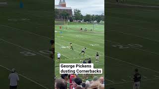 George Pickens running pass through Cornerback