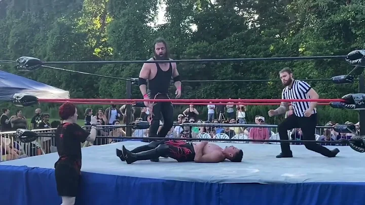 Dickie Rodz vs. Gerard Stevens: NYWC SUMMER OF LOV...