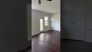 Real Estate With Peach 4 Bedroom 2.5 Bathroom House For 2,915 A Month In Florida