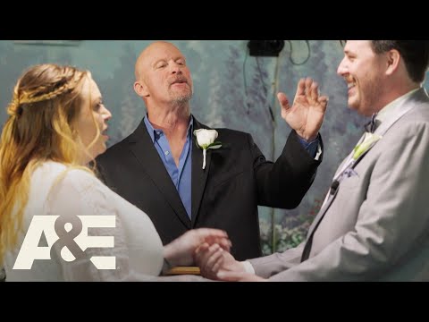 Sneak Peek: Steve Austin Becomes a Wedding Officiant in "Stone Cold Takes on America"
