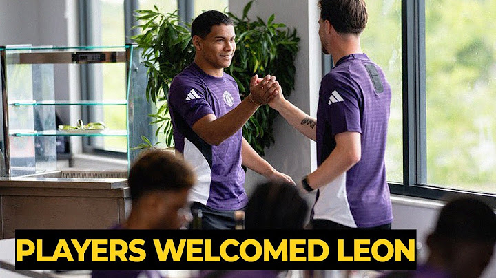 [FULL VIDEO] Diego Leon meeting his new mates duirng first training | Man Utd News