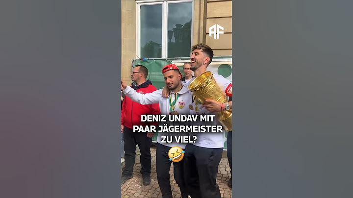 Der Torschütze zum 3:0 darf sich das natürlich gönnen!🎉😂#schlossplatz #stuttgart #denizundav #vfb