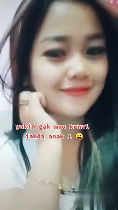 Snaptik 7073322850308082971 tante goyang baju tipis Full HD