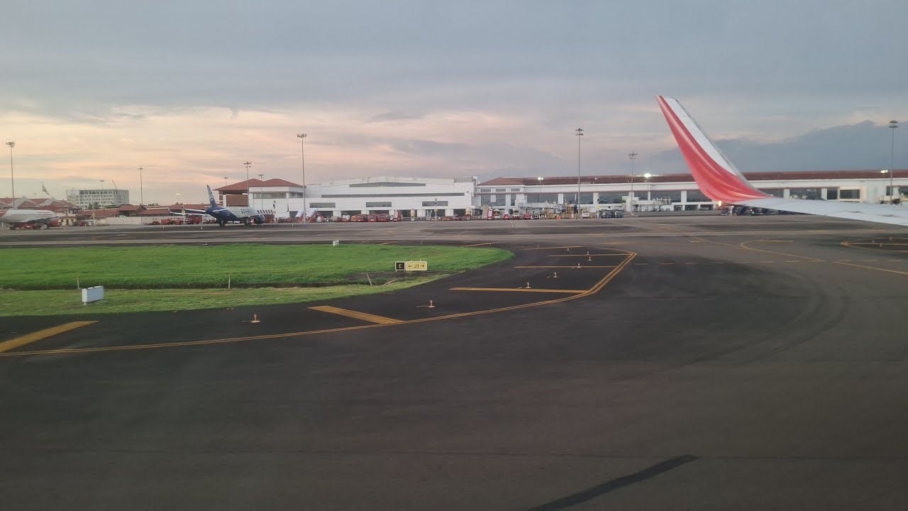 Evening Landing at Cochin (COK) International Airport