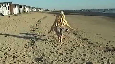 Jennifer Paterson's Diary - The Seaside (Oldie TV,...