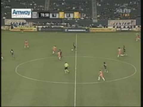 Highlights from the Los Angeles Sol's 1-0 victory over Sky Blue FC on May 15, 2009 at The Home Depot Center in Carson, Calif. including Marta's game-winner, her fourth goal of the season.