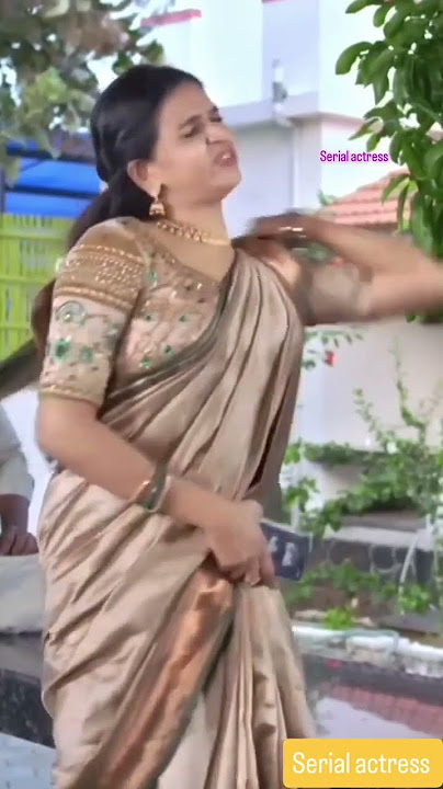 Tamil serial actress navel #divyaganesh