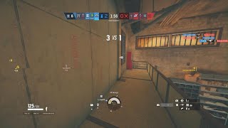Insane trickshot mid game -siege