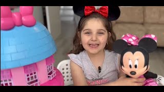 Lara Ile Mini Mouse Oyun Evi. Bebek Mini Mouseun Doğum Günü.