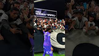 HUGO SOUZA PRESENTEIA TORCEDOR DO CORINTHIANS #shorts