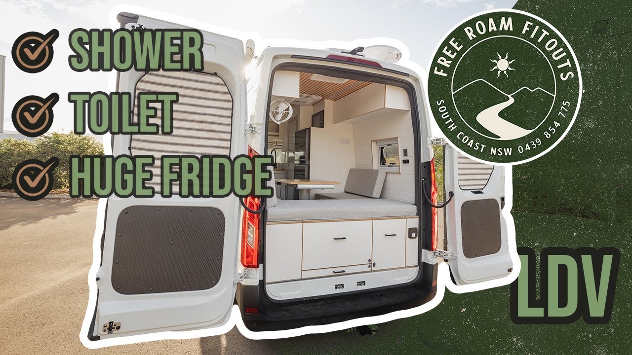 ТУР НА МИКРОАВТОБУСЕ: В этом минивэне есть все, что вам нужно, и даже больше. Роскошная жизнь в м...