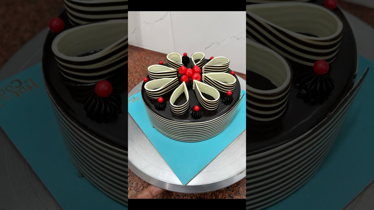 Different chocolate cake decorating ideas 