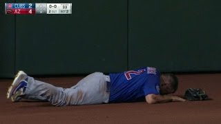 CHC@ARI: Schwarber exits the game after collision