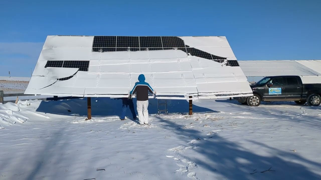 "Snow vs. Solar: Discover the Remarkable Snow Shedding Abilities of Azgard's Ground Mount Systems!