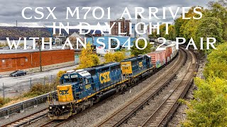 CSX M701 Arrives In Daylight With An SD40-2 Pair