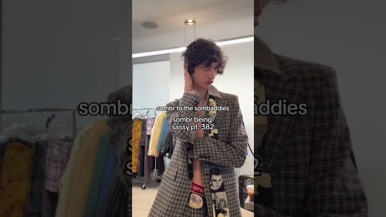 he is the definition of unhinged❤️ 