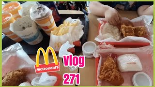 Living in Philippines 🏡 | Polygel Nails, Eating Out, Packing Shopee Orders 💅🍟📦 screenshot 3