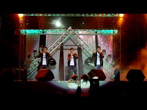 2009台藝大聖誕晚會 景行廳男孩 歐巴馬