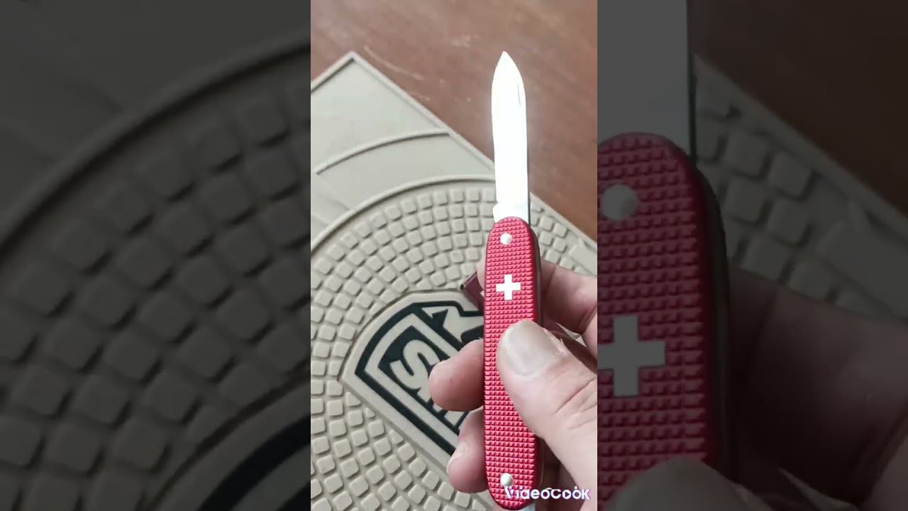 Elinox Victorinox Woodsman Red Alox Swiss Cross Old Cross New Old Stock 93mm