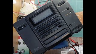 Reciclando Mini Cadena Sony CFD758. De Vuelta Es Importante Reciclar