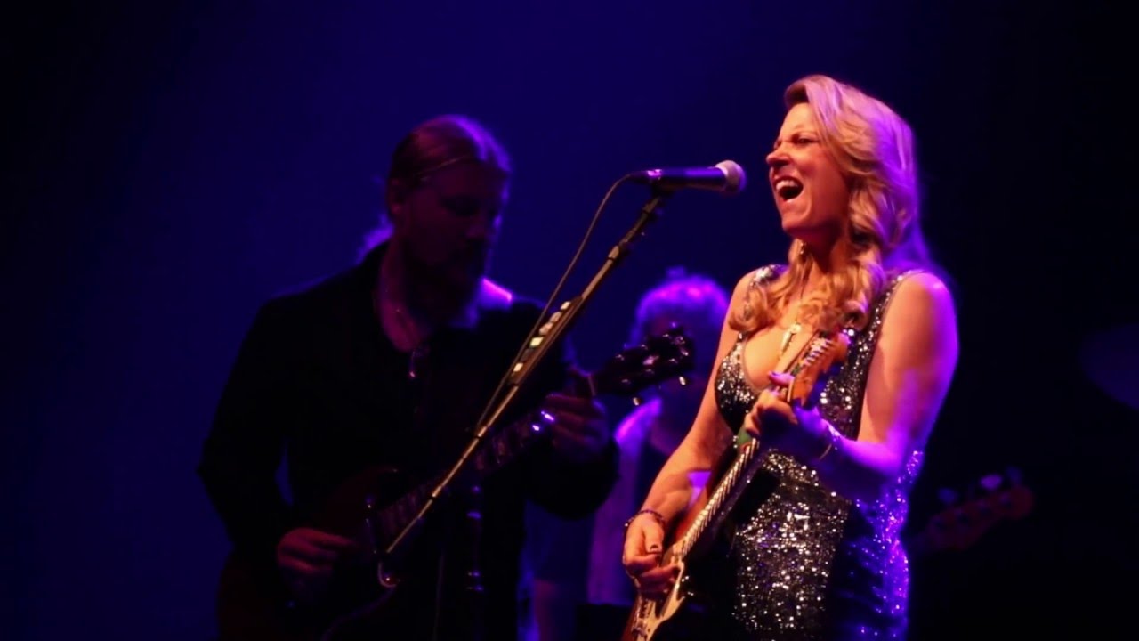 Tedeschi Trucks Band Midnight In Harlem Live At Budokan 04 01 2016 