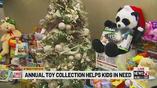 Tweet for Toys: Kylie and Drew