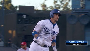 STL@LAD: Grandal hammers homer, Hernandez mimics PBP