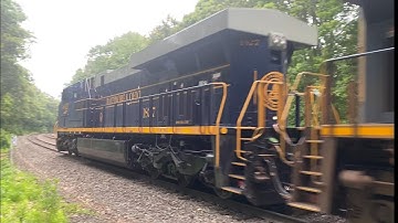 An amazing surprise this morning CSX 1827 B&O engines first time thru Massachusetts