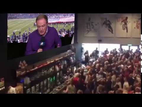 bar-goes-wild-for-cris-collinsworth-'sunday-night-football'-slide-in