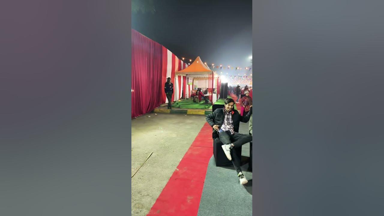 Live music performance at Eat Street Lucknow / phir nazar se pila dijiye