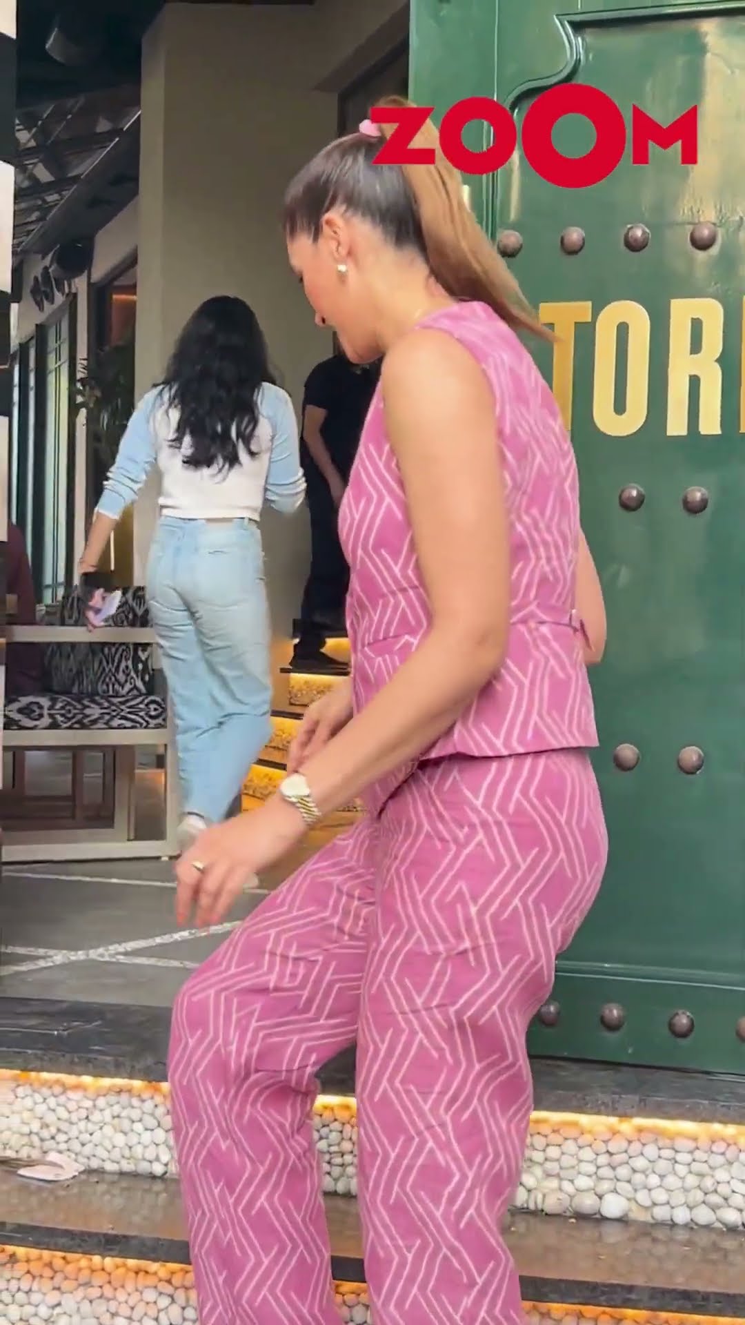 Nargis Fakhri STUNS in a pink outfit and CUTELY waves, as spotted, attending an event #shorts
