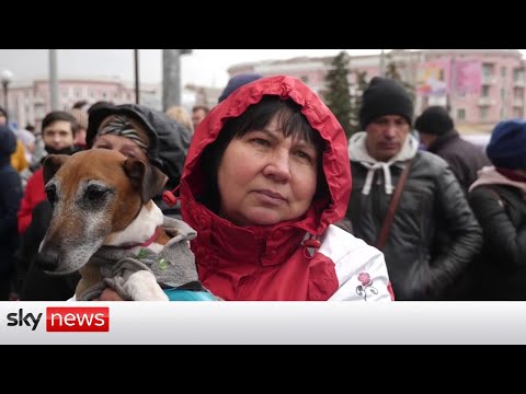 Ukraine War: Donetsk residents in desperate bid to head west