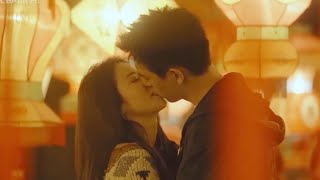 Chen Maidong took Zhuang Jie to see the Lantern Festival and couldn't help but kiss her