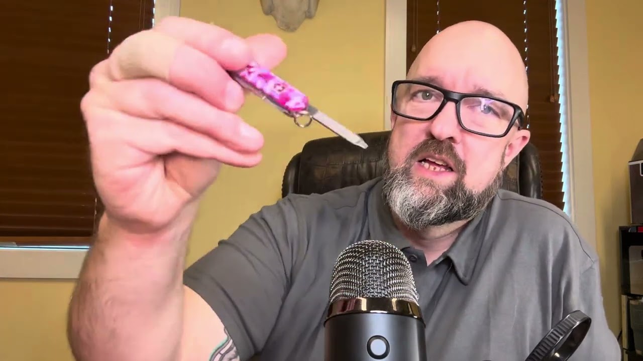 How to get yourself (or someone else) out of zip tie restraints.