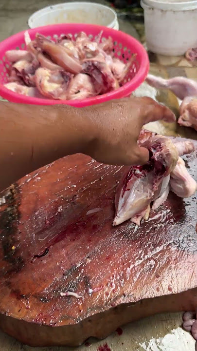 Cara potong ayam mudah dan cepat #shortvideo