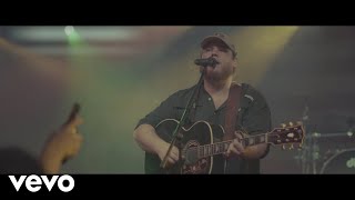 Luke Combs - She Got the Best of Me (texter på svenska) by LukeCombsVEVO 28,151 views 8 months ago 3 minutes, 58 seconds