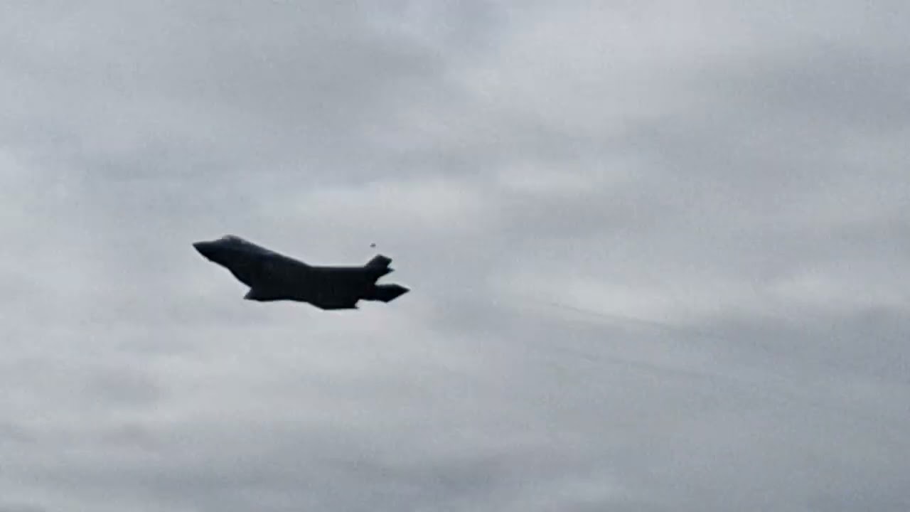 Volkel air base - F35 - Steadfast Noon 2025 - 16 Oktober 2025