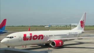 Download lagu Lion Air di Tengah Problema