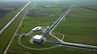 Understand Gravitational Waves in 4 minutes