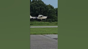 Cessna 150 C150 Landing