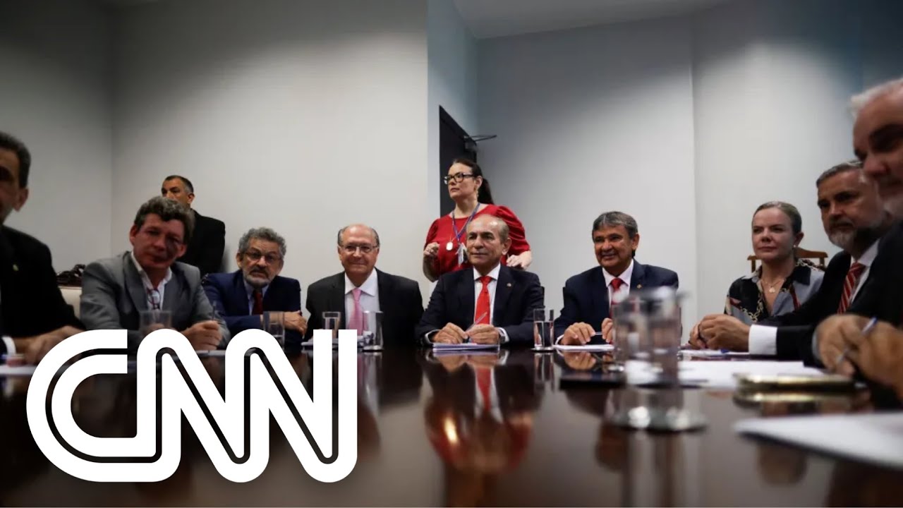 Grupos de transição preparam relatórios finais | CNN PRIME TIME