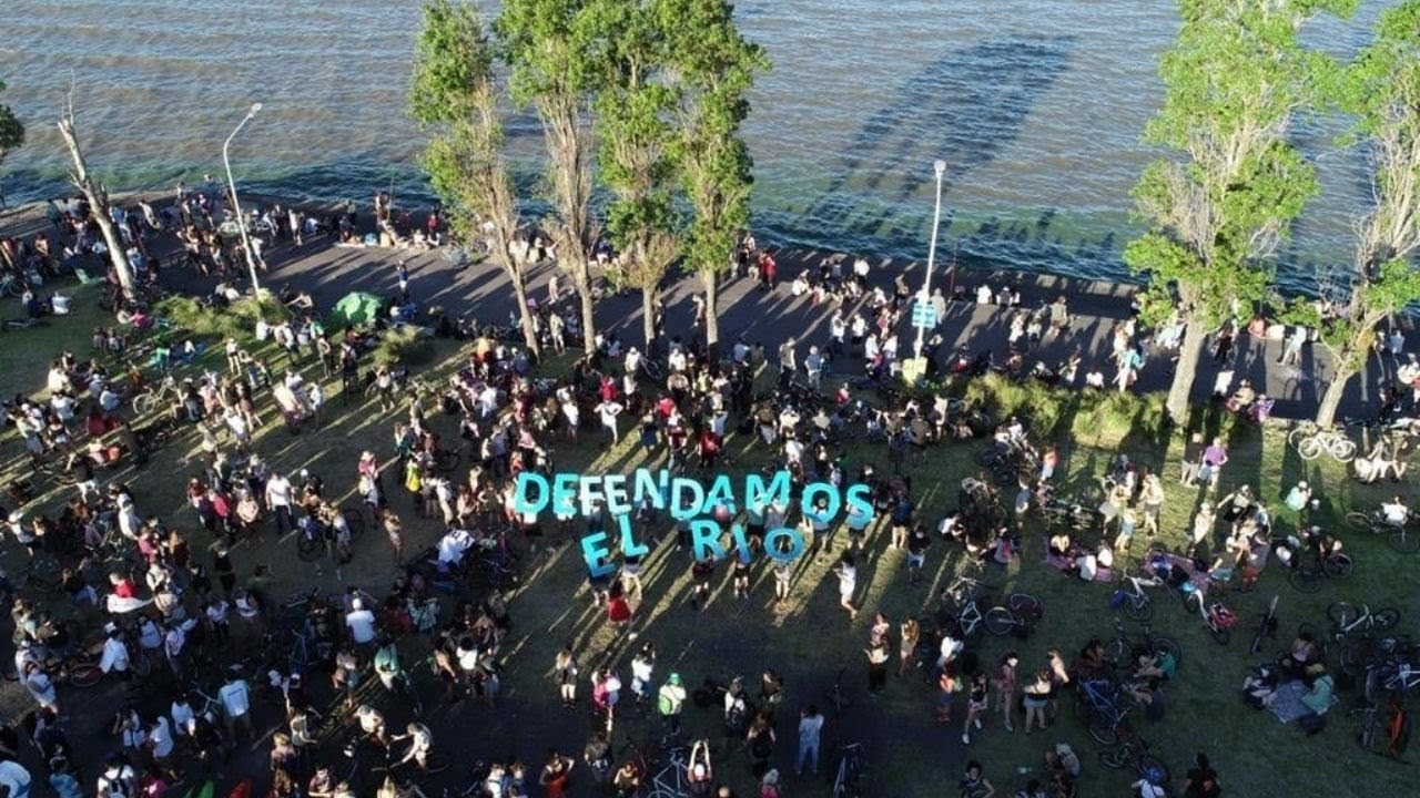 Rechazo masivo al proyecto privatizador de Larreta en Costanera Norte - YouTube